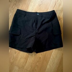 Stylish Black Women's Cargo Shorts